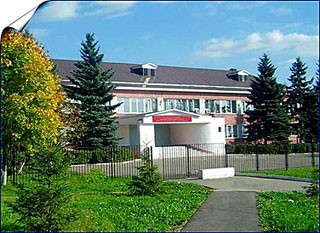 В Щаповском снесут школу, построенную из токсичных материалов