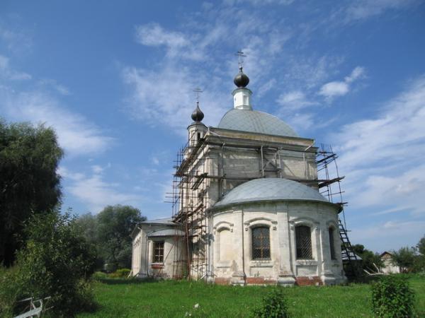 Столица выделит средства на ремонт храма Покрова пресвятой богородицы в поселке Ерино