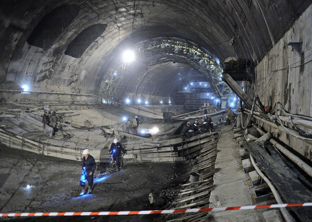 Проходка тоннеля между станциями метро «Саларьево» и «Румянцево» завершена