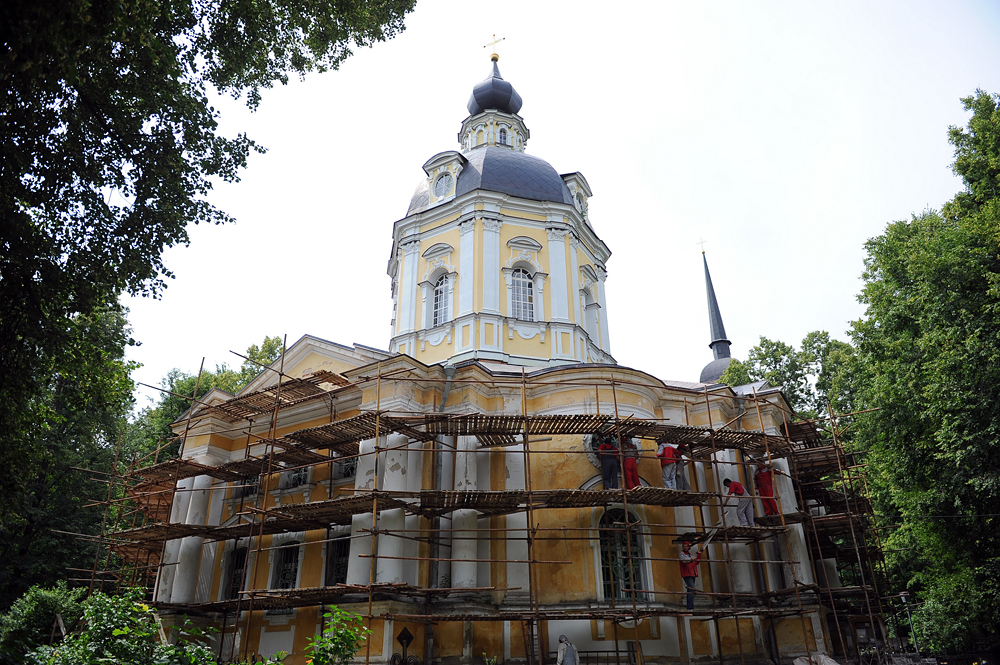 В Вороново отреставрирован старинный храм Спаса Нерукотворного