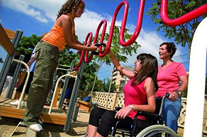 Площадку для детей с ограниченными возможностями построят в парке «Барыши» в Щербинке