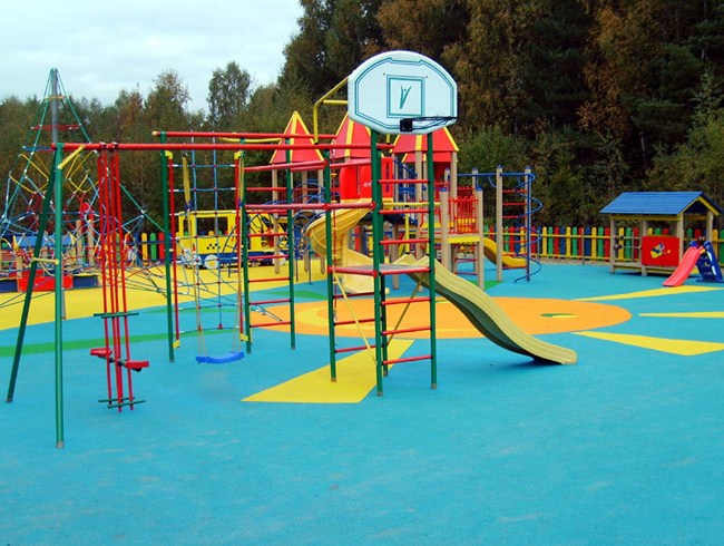 Детские и спортивные площадки появятся в нескольких населенных пунктах Сосенского