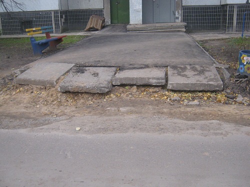 В Десеновском приведут в порядок тротуары