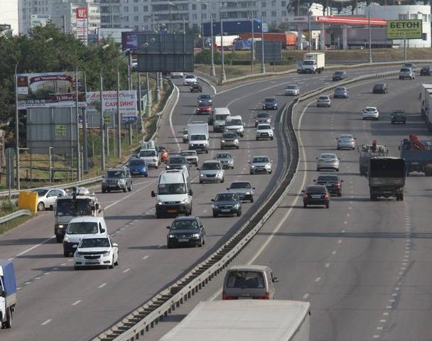 Первый участок Калужского шоссе в новой Москве сдадут после реконструкции к 2017 году