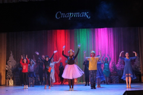Танцевальный спектакль прошел во Дворце культуры поселения Московский