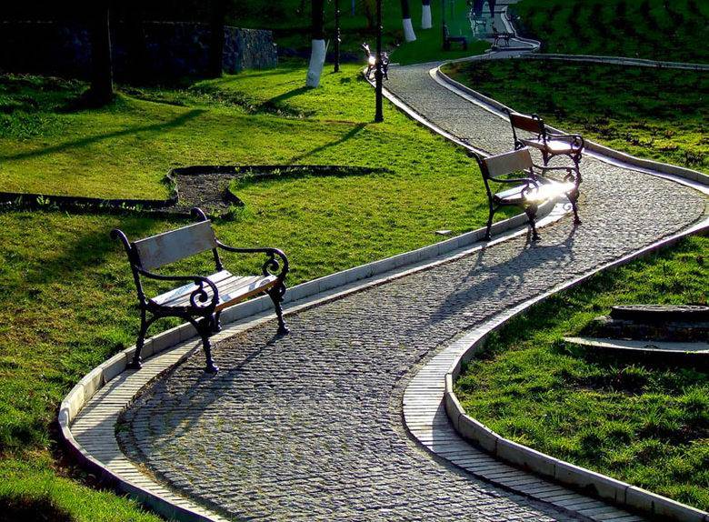 Три парковые зоны появились в Новой Москве за три года