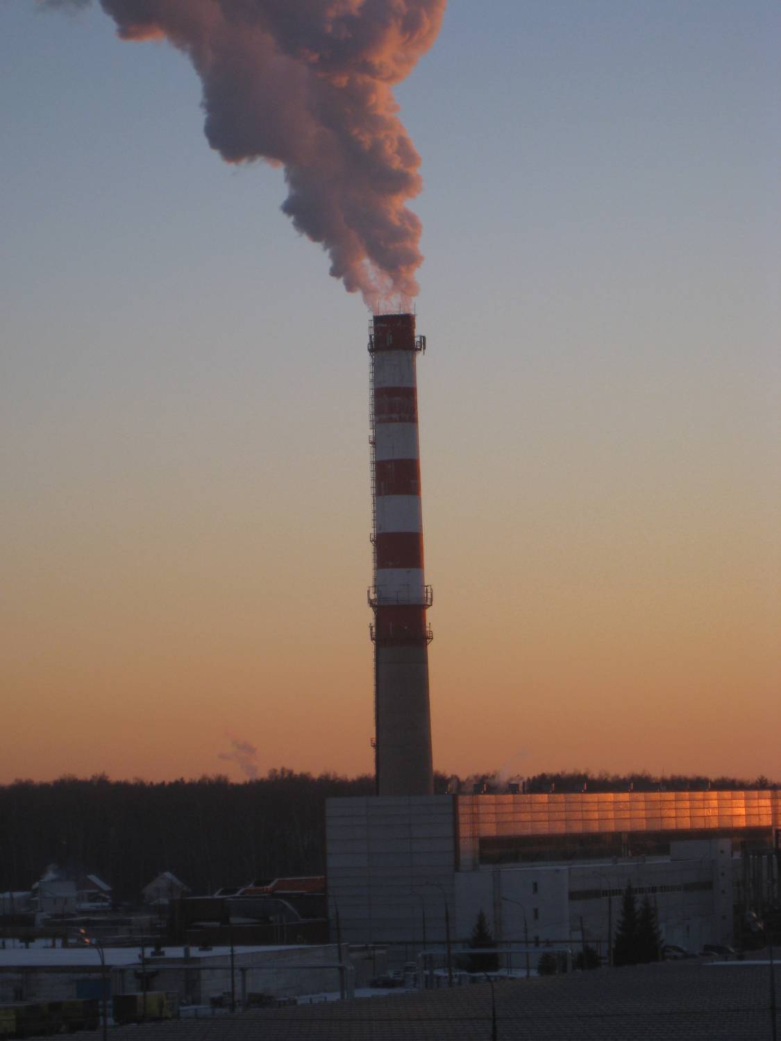 Гидрометцентр РФ предупреждает о загрязнении воздуха в городе Московский