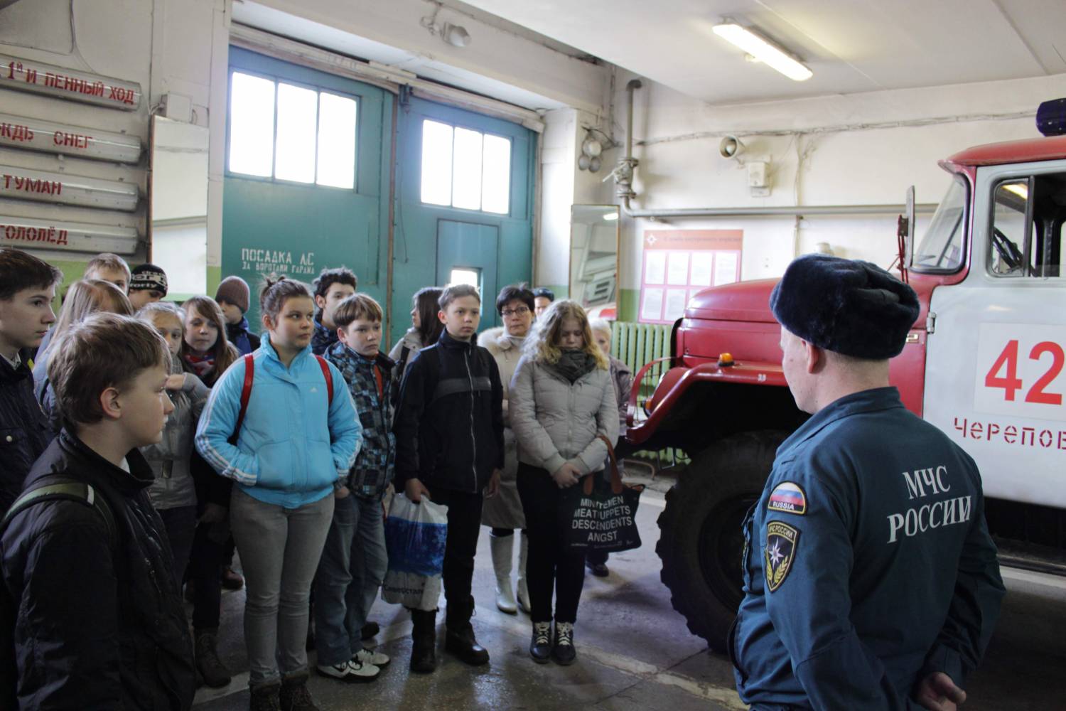 В пожарной части Новой Москвы для детей проводят экскурсии