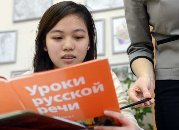 В Новой Москве мигрантов обучают русскому языку