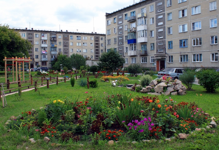 В Новой Москве продолжается ремонт муниципальных дорог и придомовых территорий